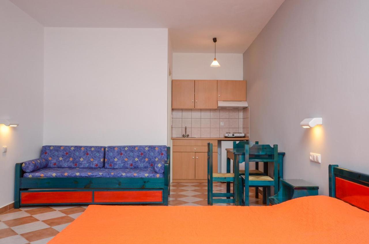 Agia Anna  Hotel Fanis מראה חיצוני תמונה